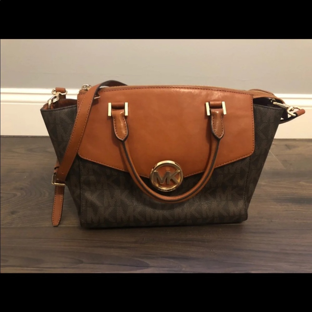 Michael Kors Purse brown leather - Picture 1 of 4